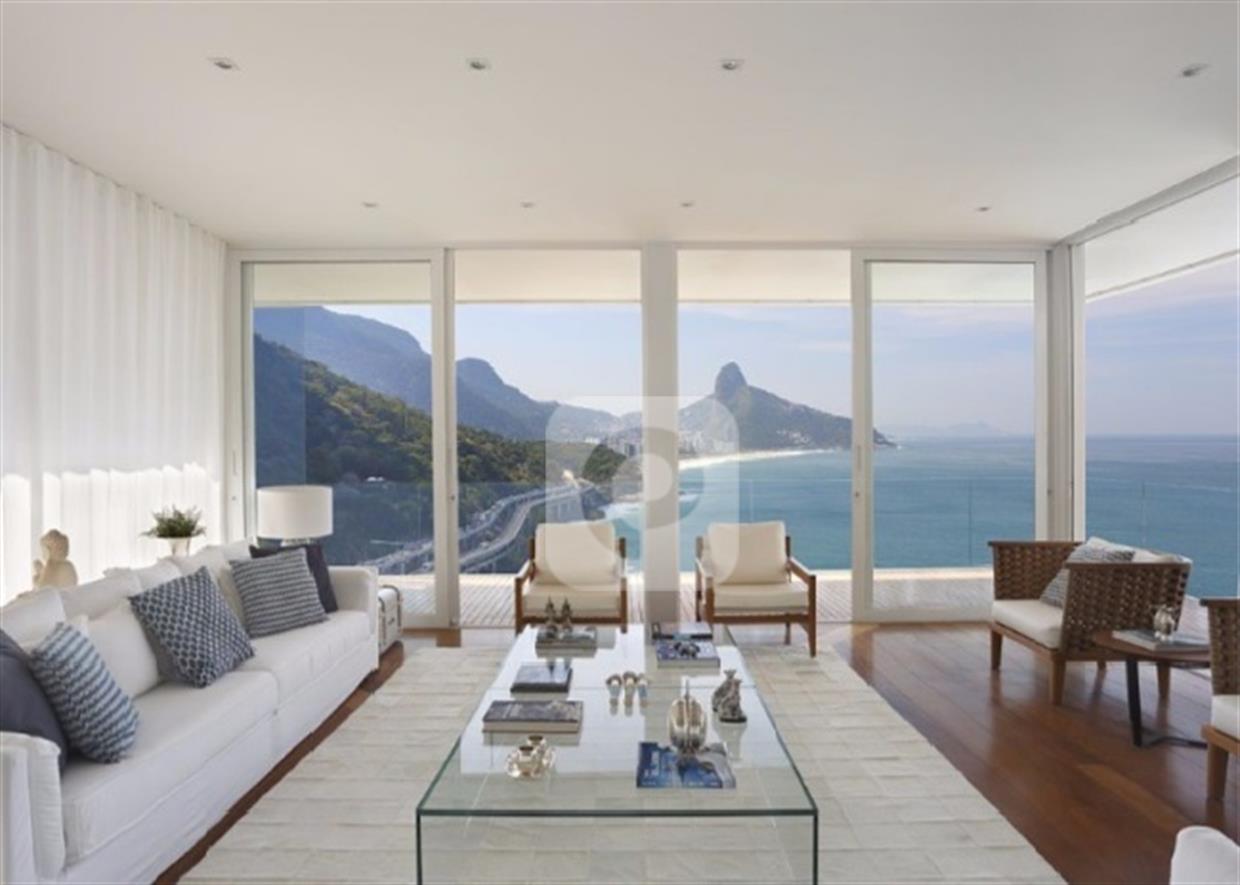 Sala estar com vista