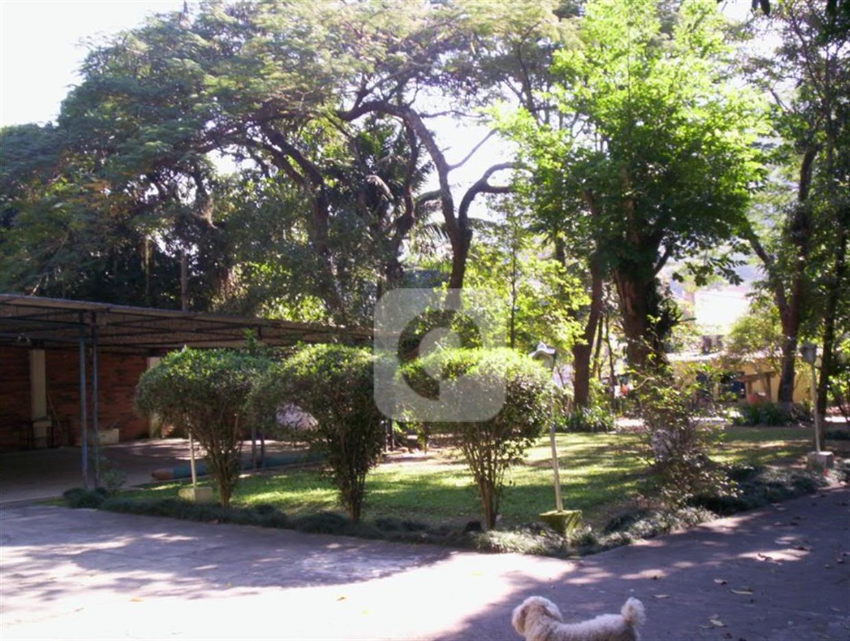 8fdc6f55-38da-480b-8508-39c38106f59c