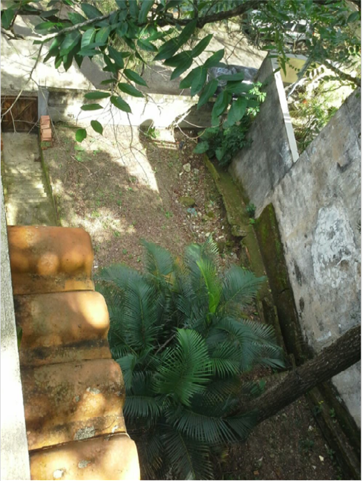 Foto 21C Vista Aérea Quintal Frente.png