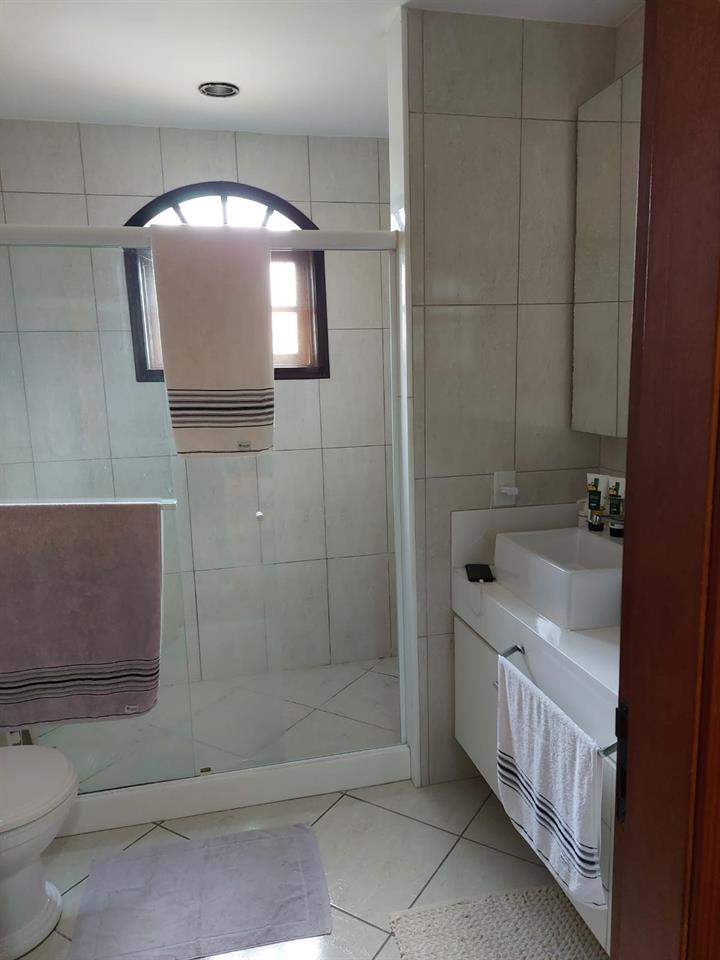 Banheiro suite.jpeg