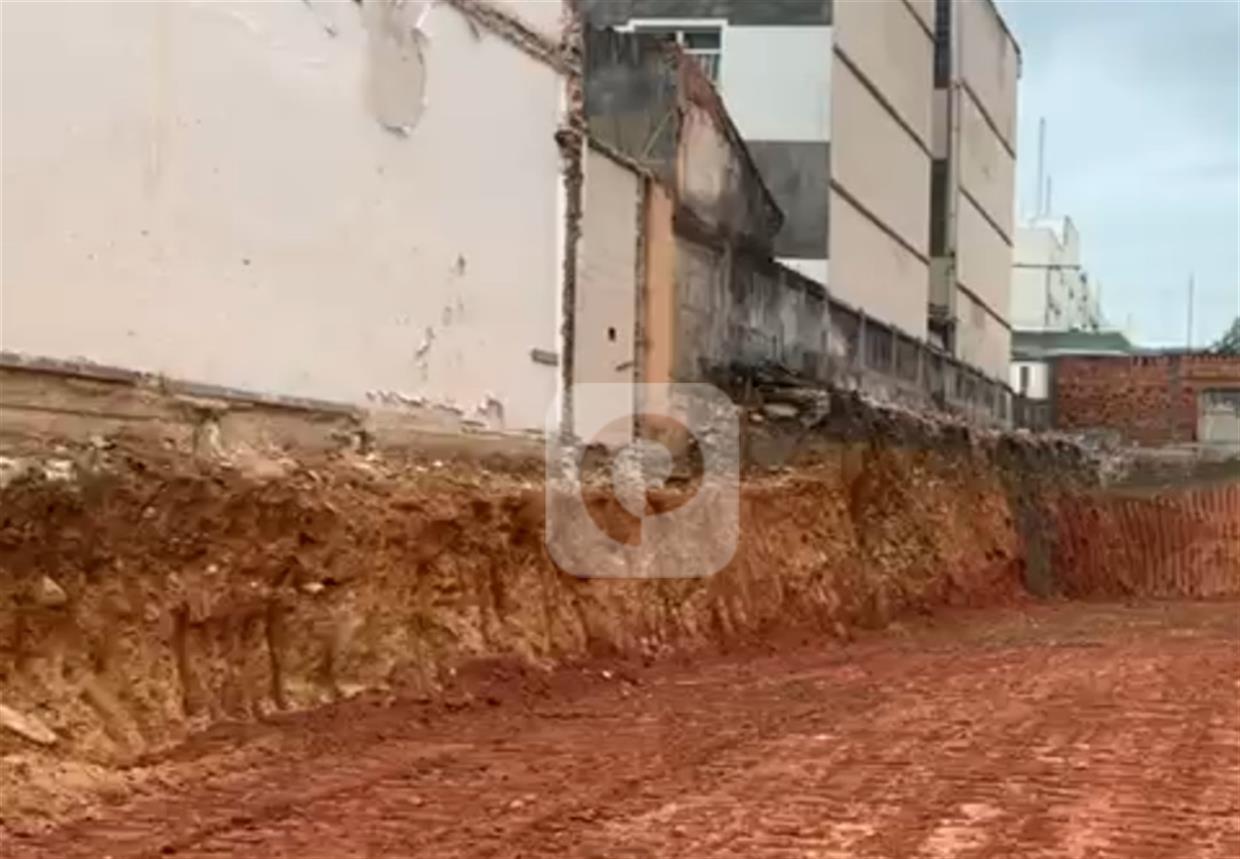 Parede Direita 2